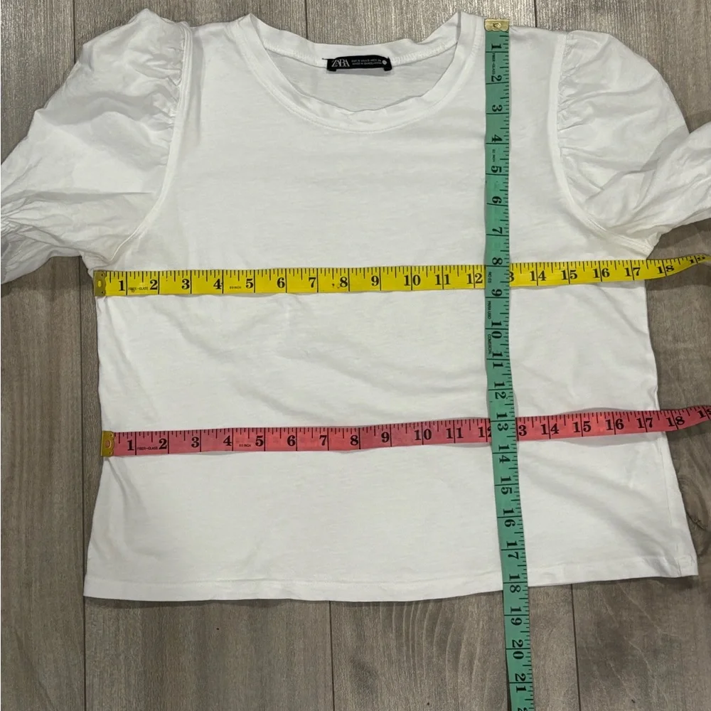 Zara White Puff Sleeve Blouse Size S